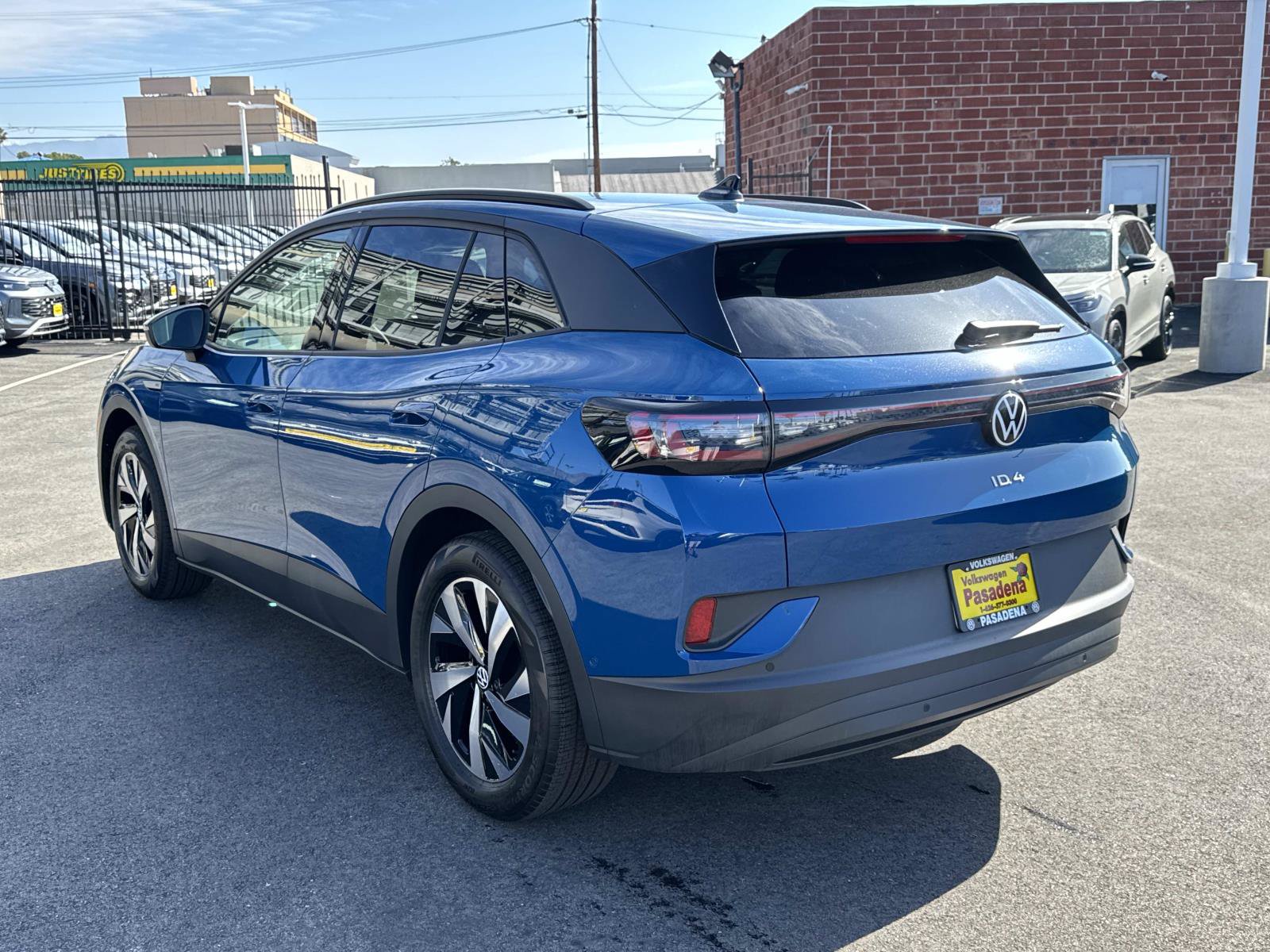 New 2026 Volkswagen ID.4 Pro RWD image 3