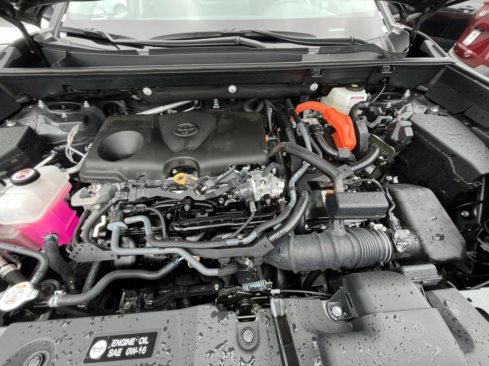 Used 2025 Toyota RAV4 LE AWD/4WD image 32