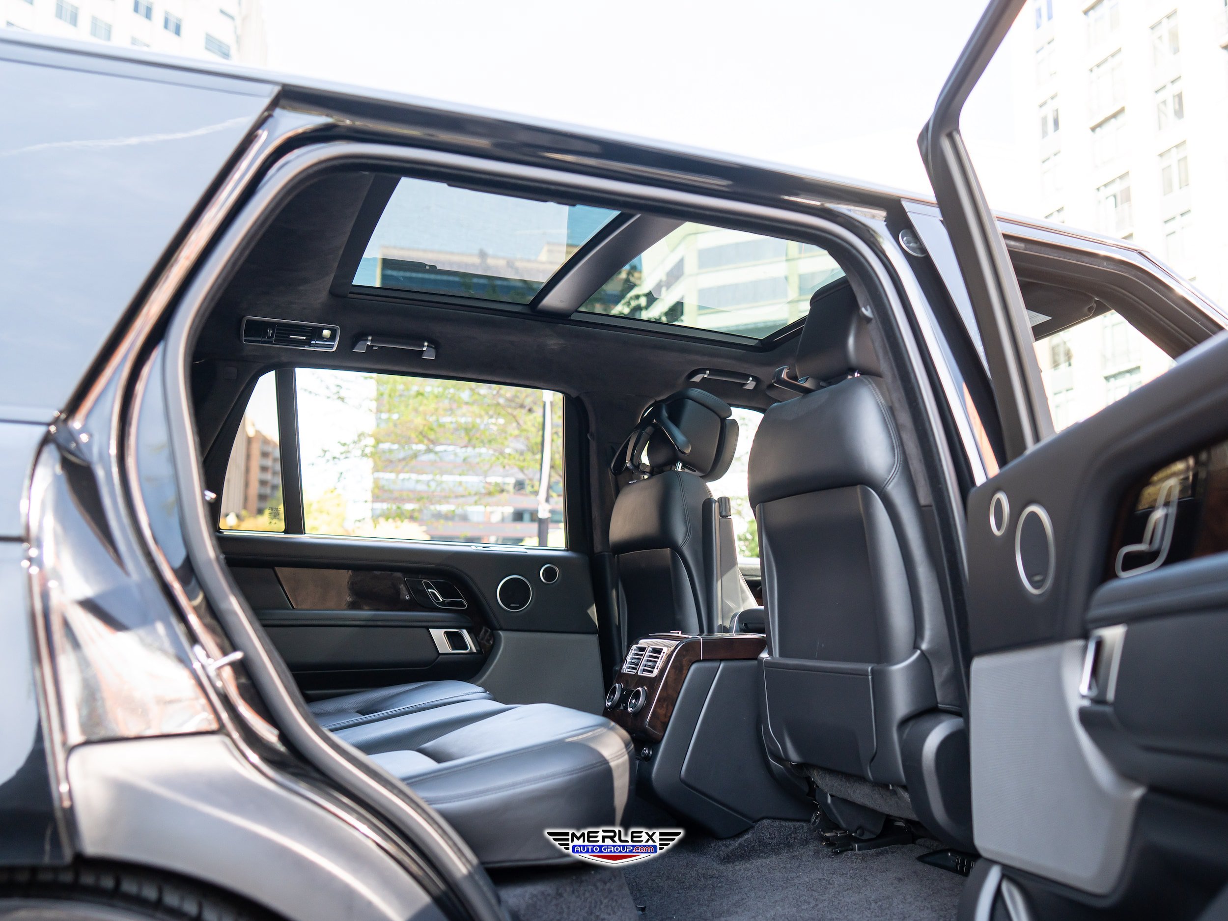Used 2020 Land Rover Range Rover Long Wheelbase HSE AWD/4WD image 19