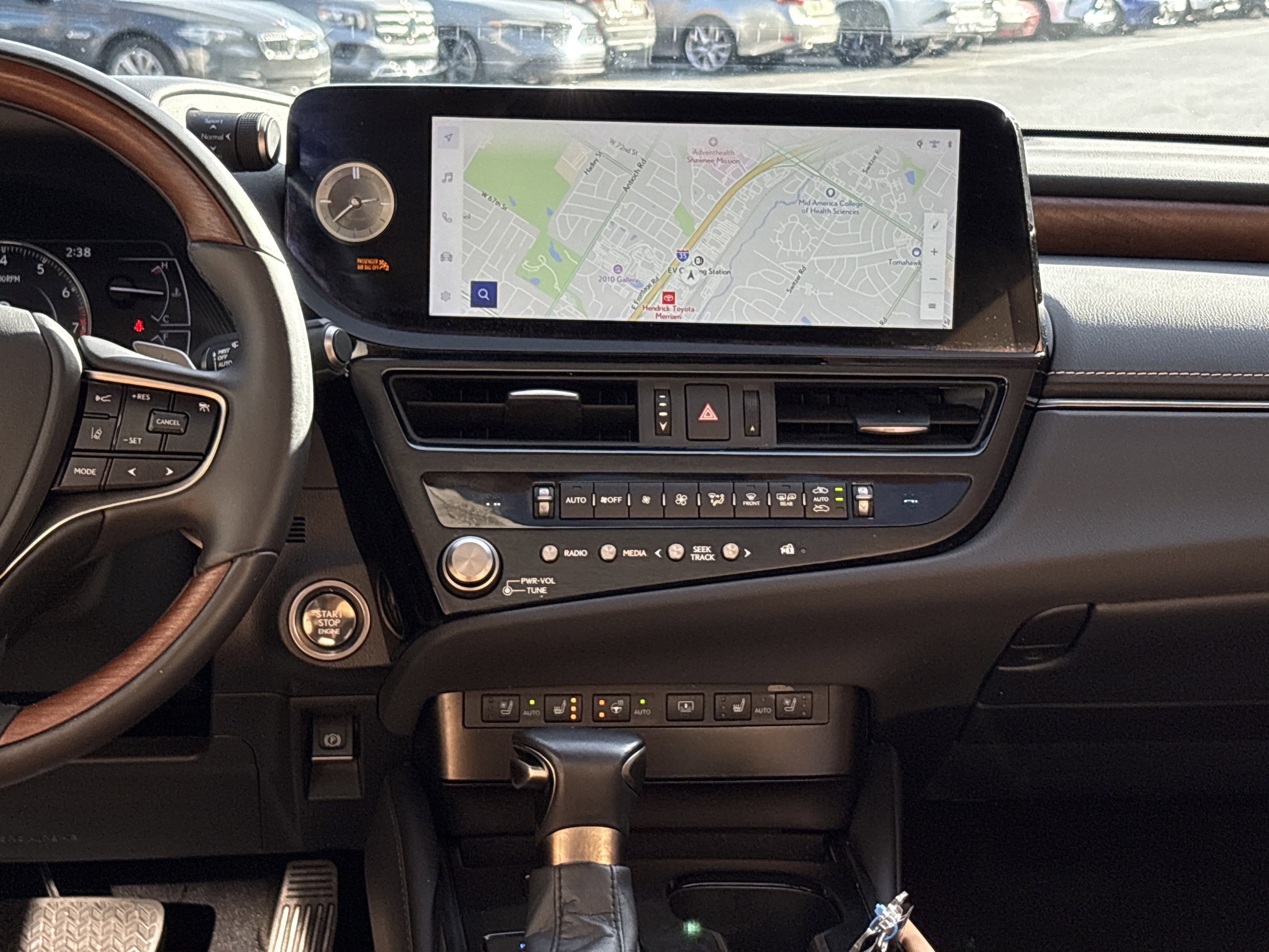 Used 2023 Lexus ES 350 Ultra Luxury image 30