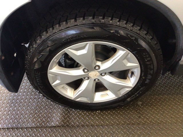 Used 2016 Subaru Forester 2.5i Limited AWD/4WD image 32