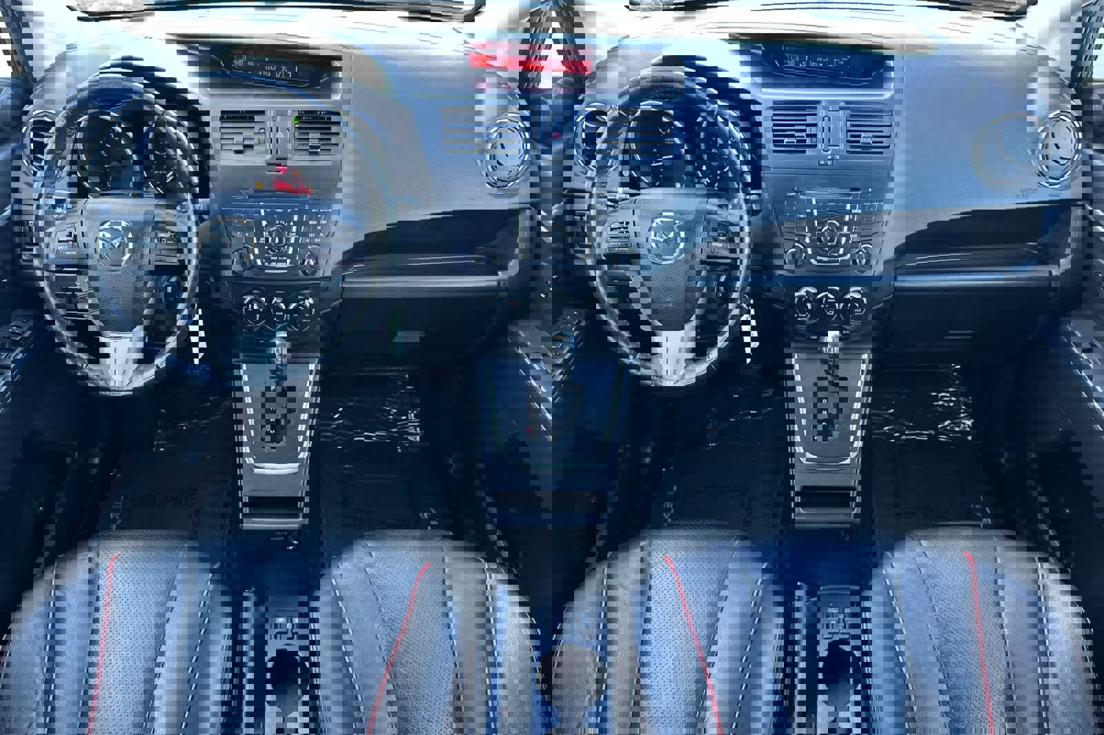 Used 2012 MAZDA MAZDA5 Grand Touring image 3