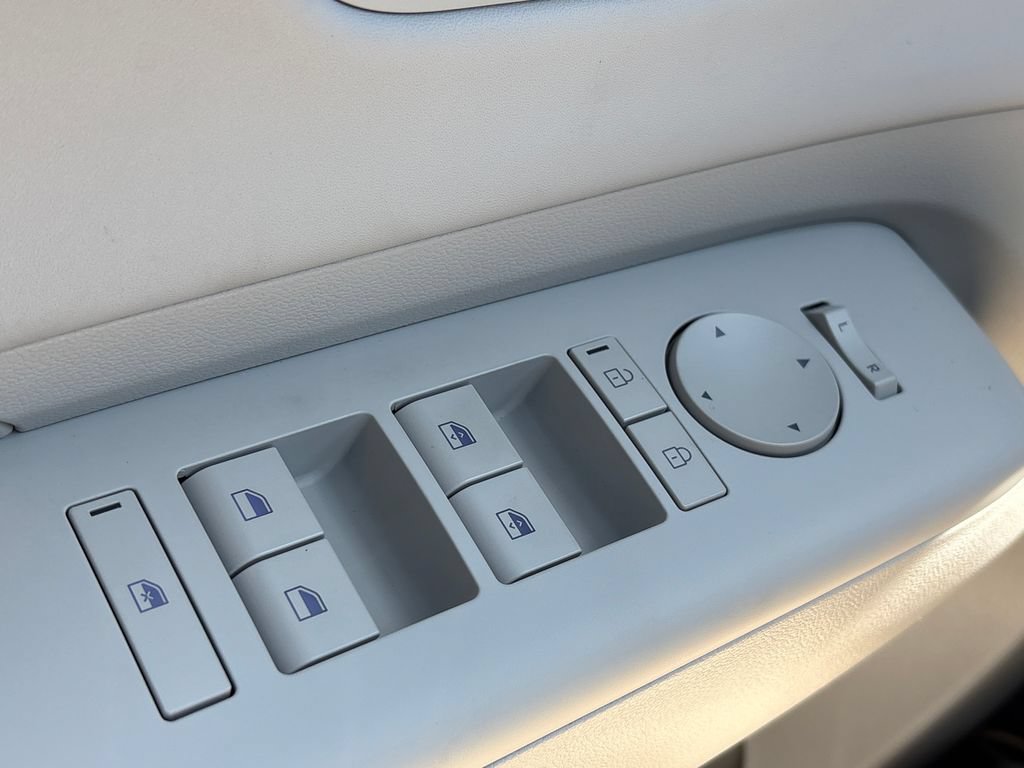 New 2026 Hyundai Kona SEL Premium FWD image 27