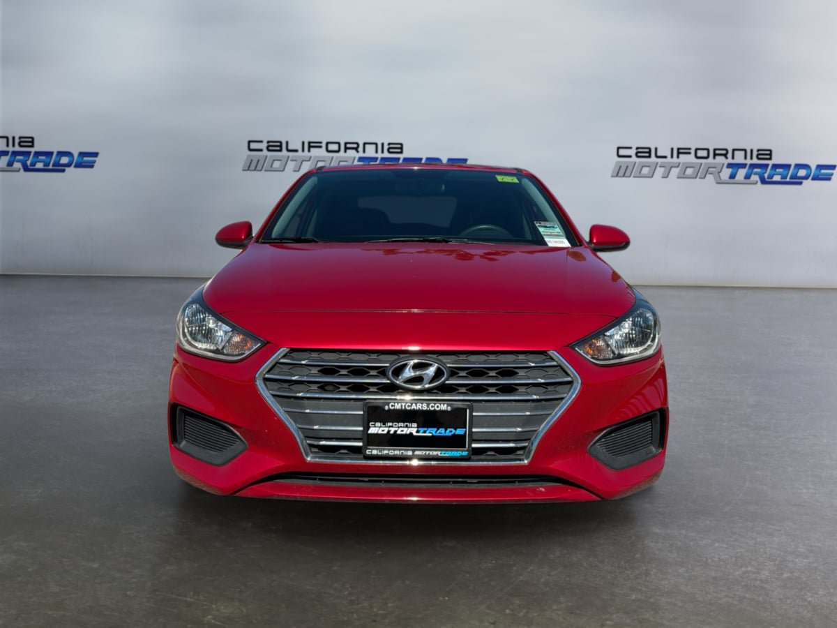 Used 2021 Hyundai Accent SE FWD image 2