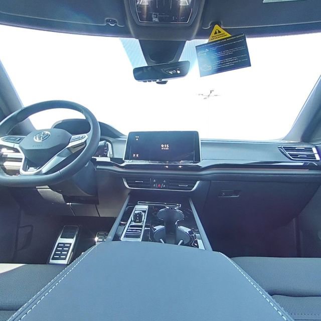 New 2026 Volkswagen Atlas Cross Sport SEL R-Line image 26