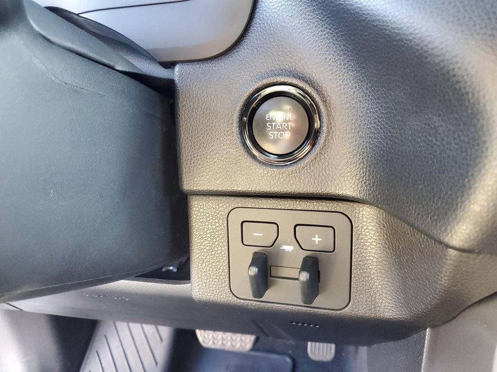 Used 2025 Toyota Tundra SR5 w/ SR5 Convenience Package image 20