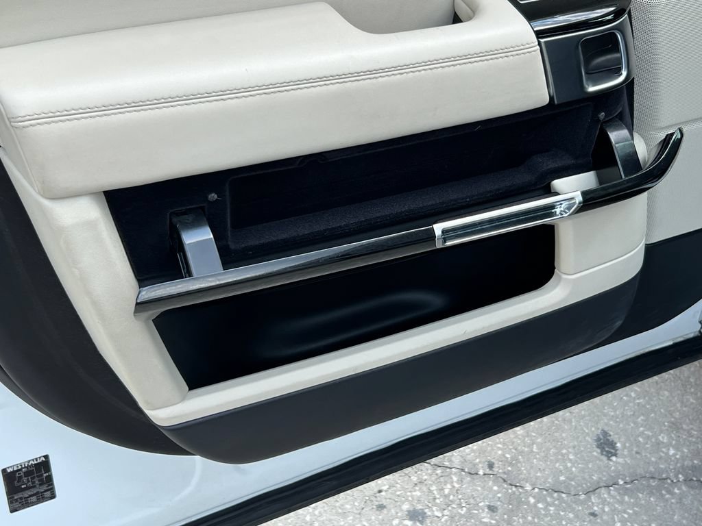 Used 2014 Land Rover Range Rover HSE AWD/4WD image 9
