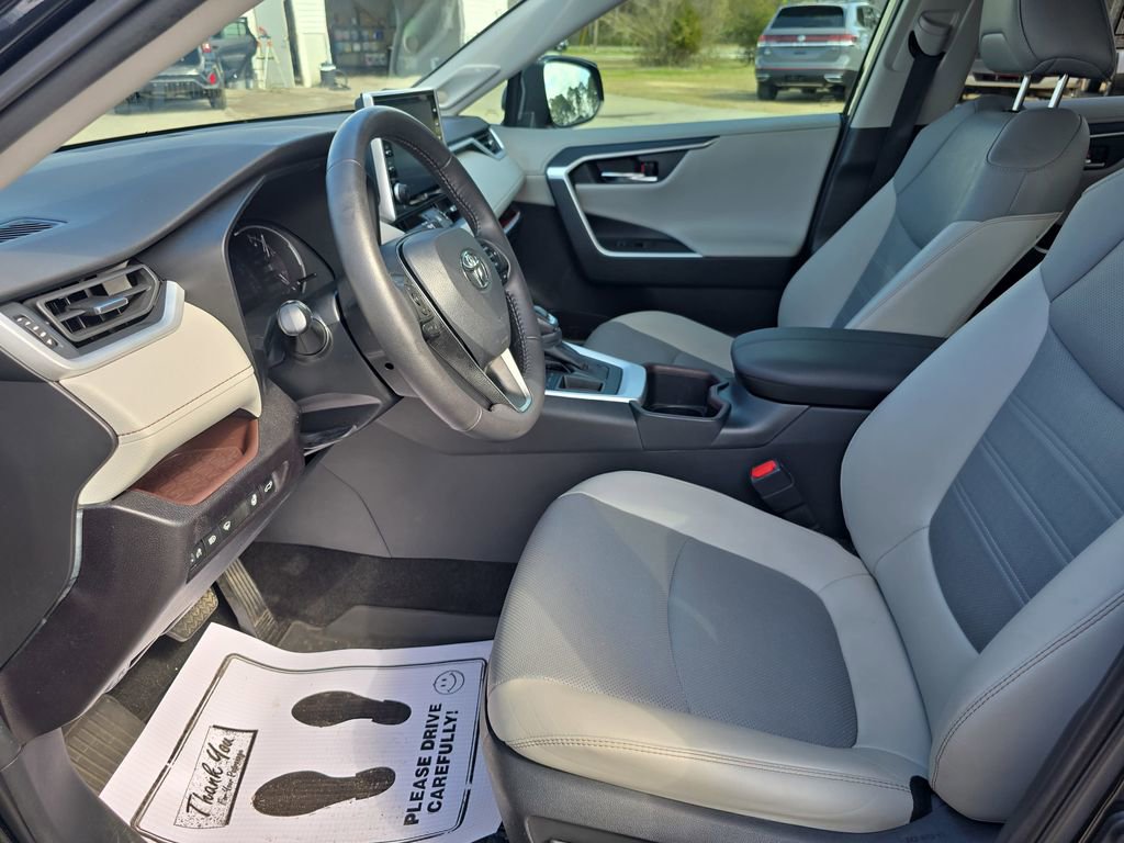 Used 2022 Toyota RAV4 Limited w/ Limited Grade Weather Package image 12