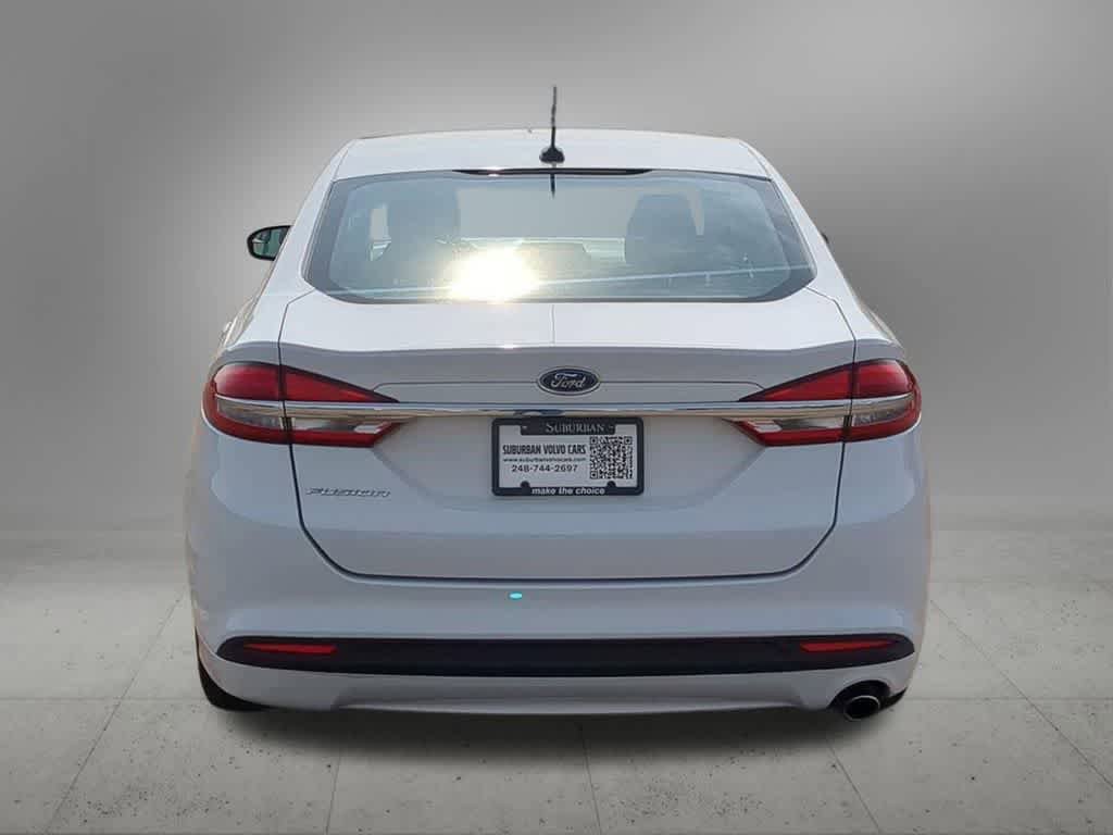Used 2018 Ford Fusion S FWD image 5
