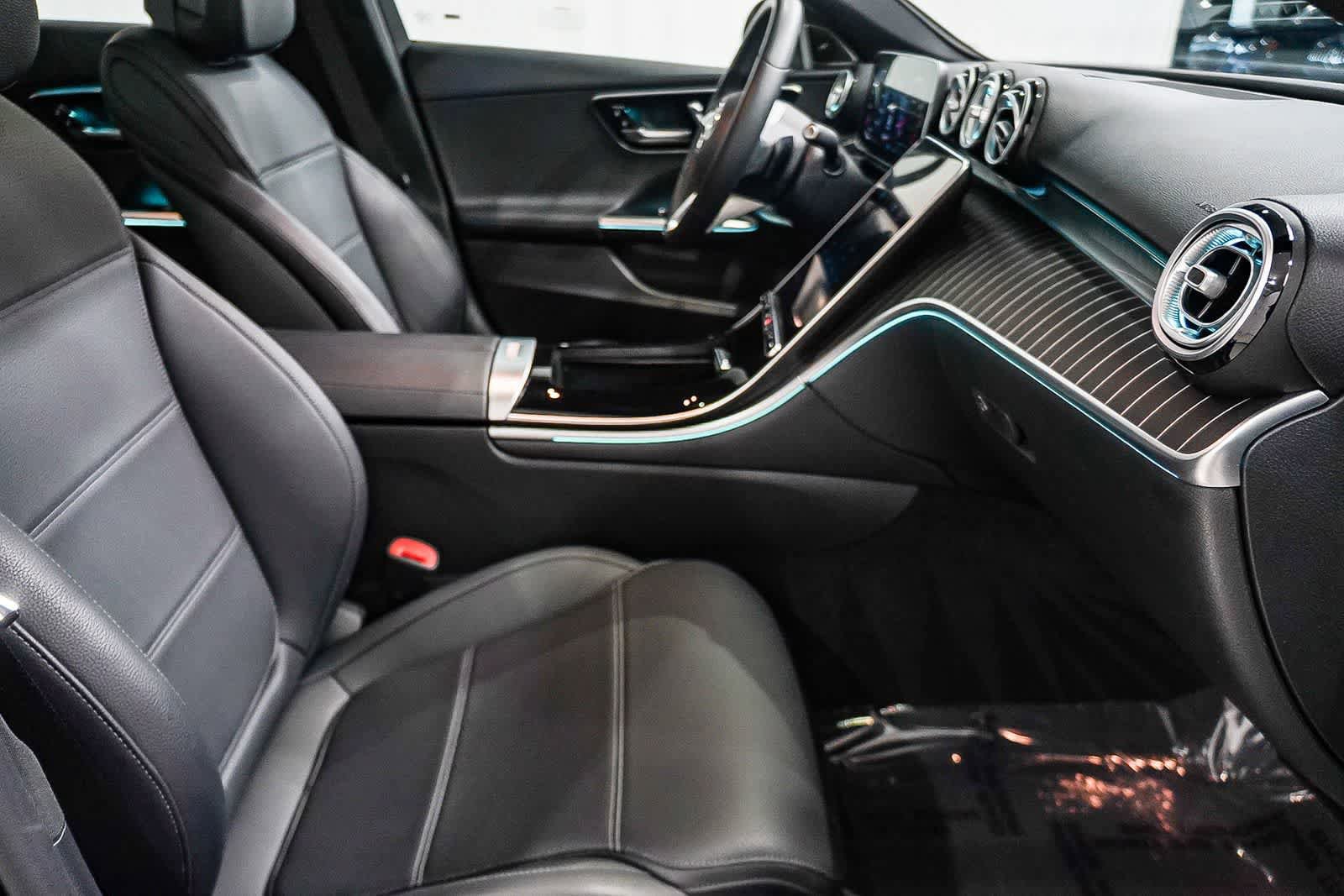 Used 2023 Mercedes-Benz C 300 Sedan image 19
