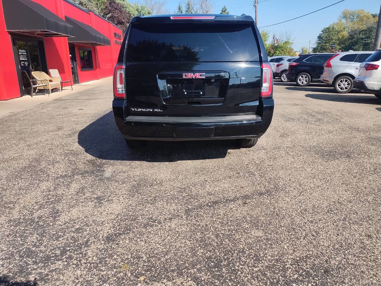 Used 2018 GMC Yukon XL SLT image 21