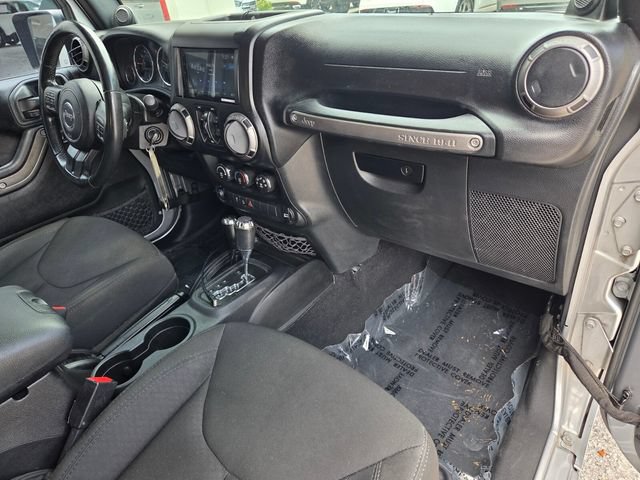 Used 2014 Jeep Wrangler Unlimited Sport w/ Quick Order Package 24S AWD/4WD image 16
