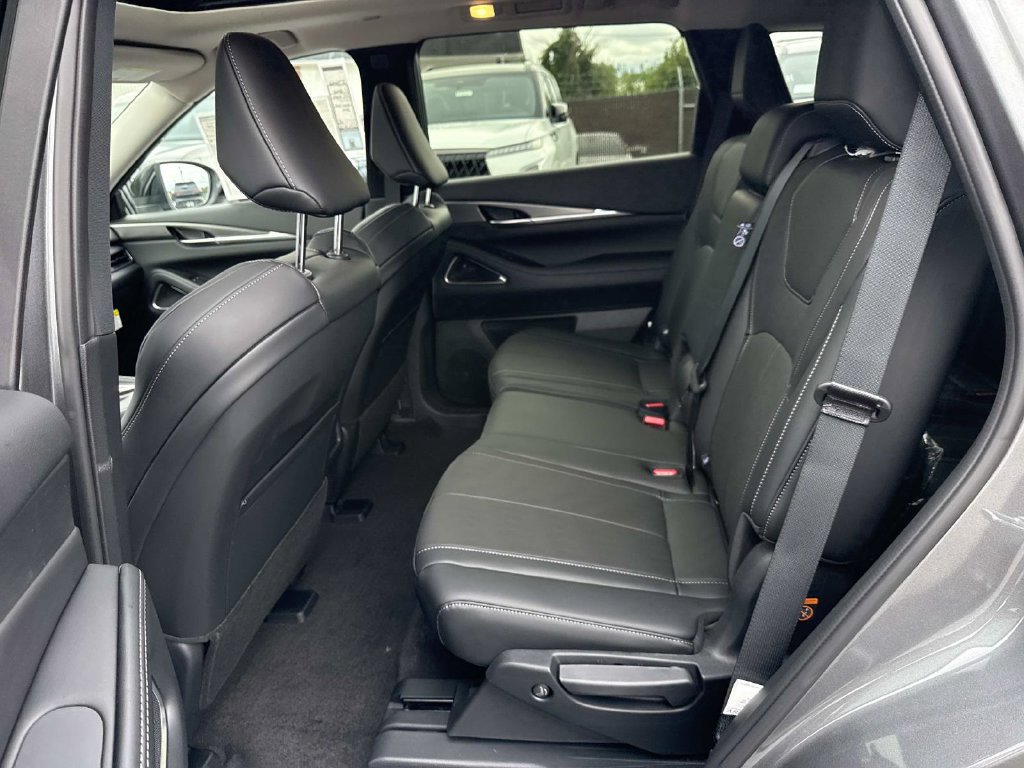 New 2027 INFINITI QX60 Luxe AWD/4WD image 16