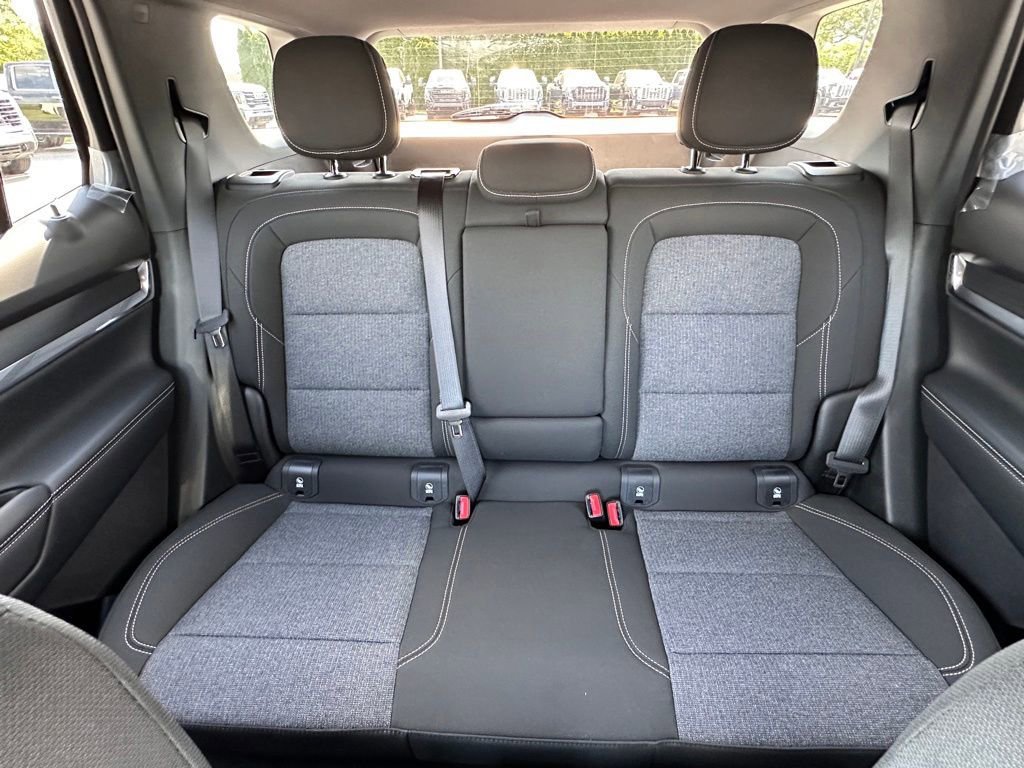 New 2026 GMC Terrain Elevation w/ Technology Package II AWD/4WD image 19