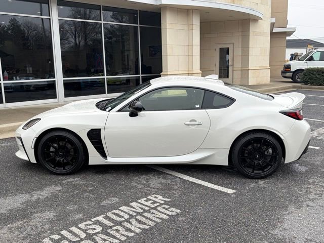 Used 2023 Toyota GR86 Premium image 4