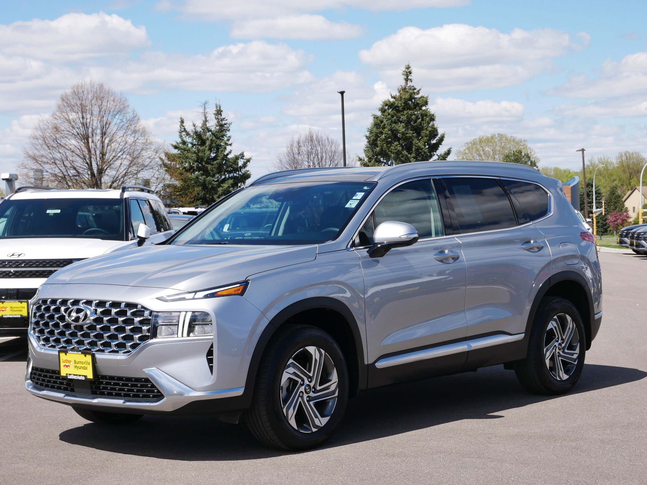 Certified 2023 Hyundai Santa Fe SEL AWD/4WD image 3