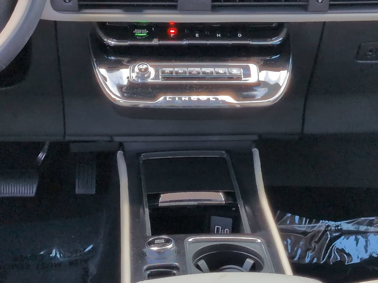 Used 2026 Lincoln Corsair Premiere FWD image 19