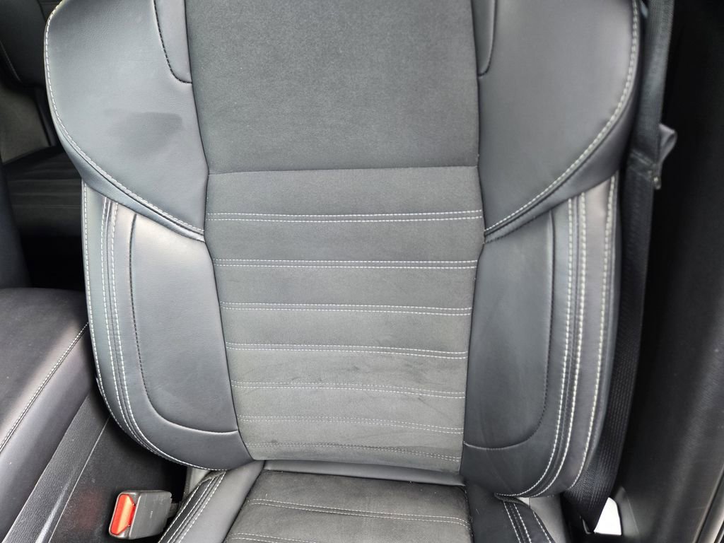 Used 2024 Mitsubishi Outlander SE Black Edition image 20