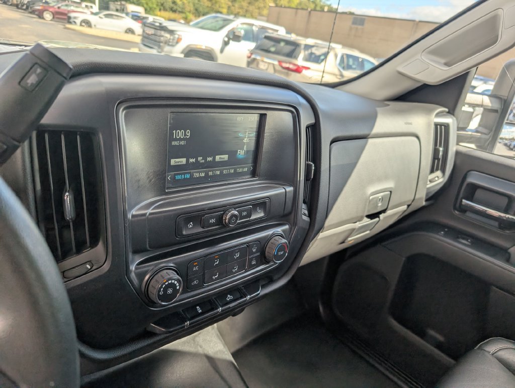 Used 2016 Chevrolet Silverado 2500 W/T w/ WT Convenience Package AWD/4WD image 22