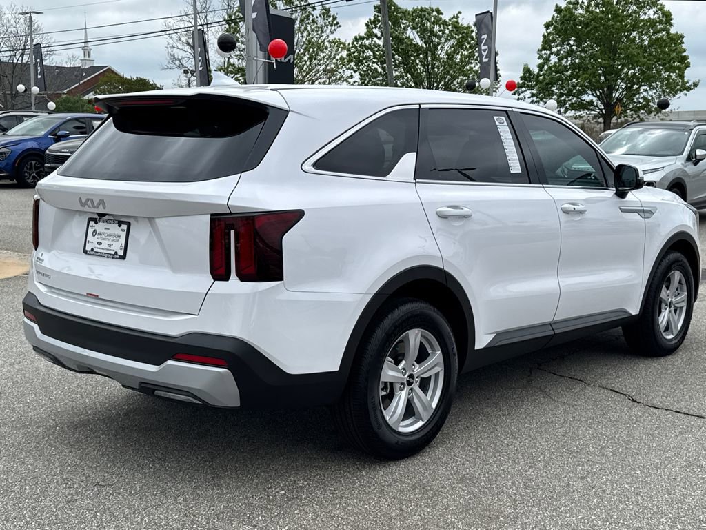 New 2026 Kia Sorento LX image 3