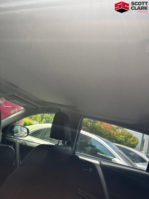 Used 2017 Toyota RAV4 XLE FWD image 23