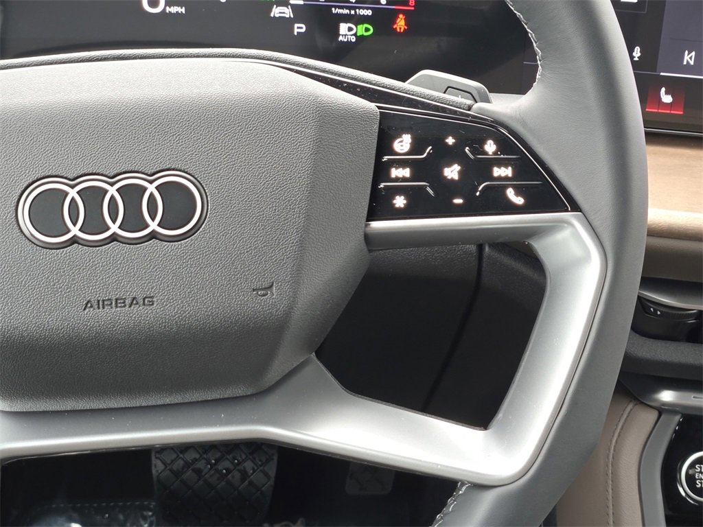 New 2025 Audi Q5 Premium Plus image 16