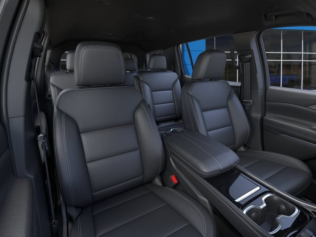 New 2026 Chevrolet Traverse LT w/ Driver Confidence Package AWD/4WD image 16