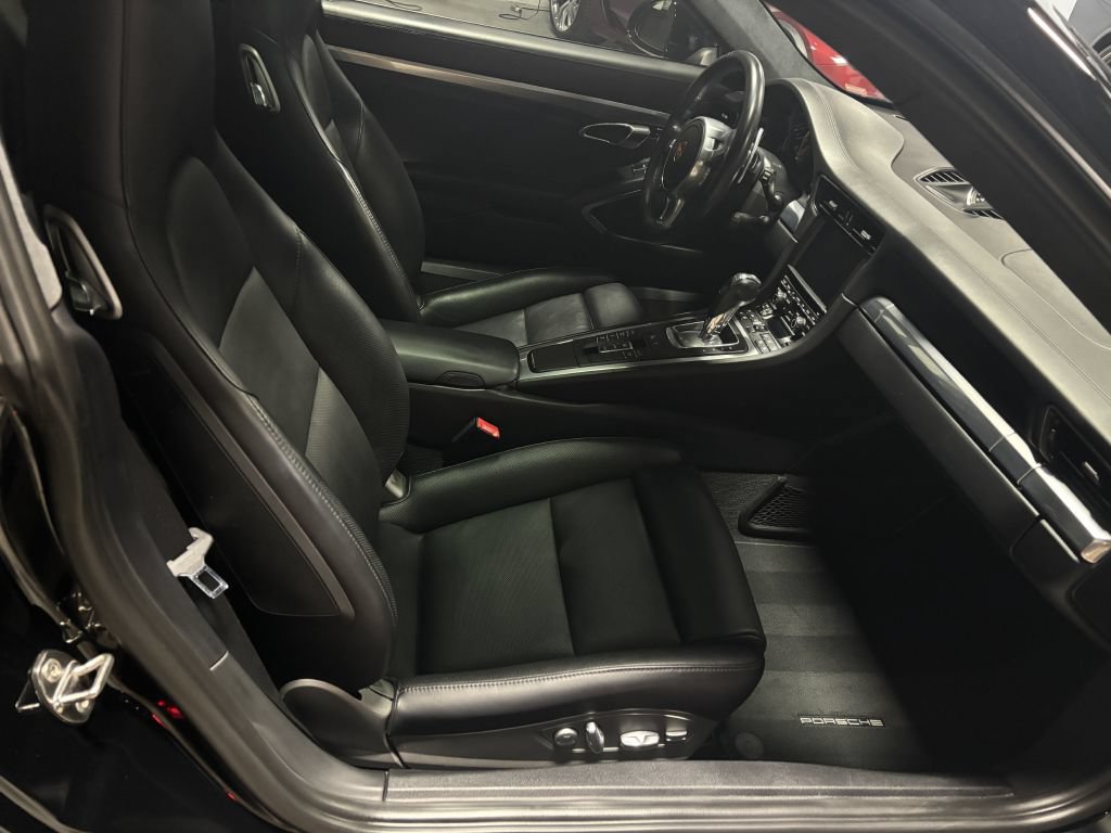 Used 2016 Porsche 911 Turbo AWD/4WD image 49