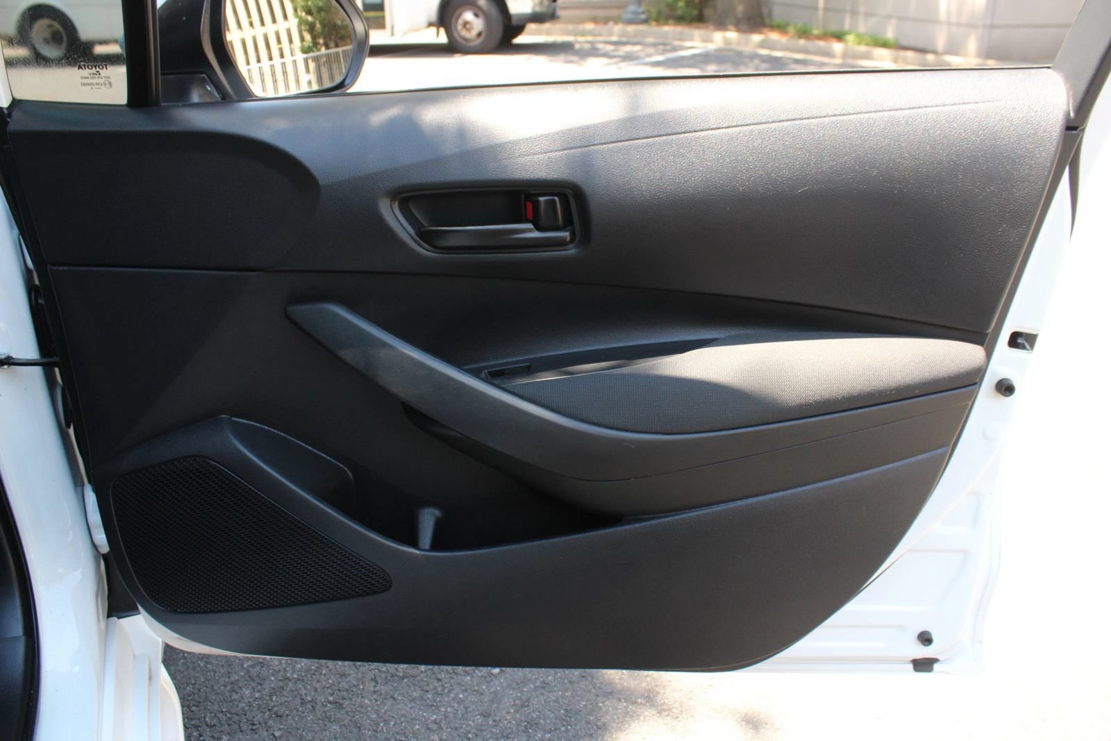 Used 2023 Toyota Corolla LE FWD image 25
