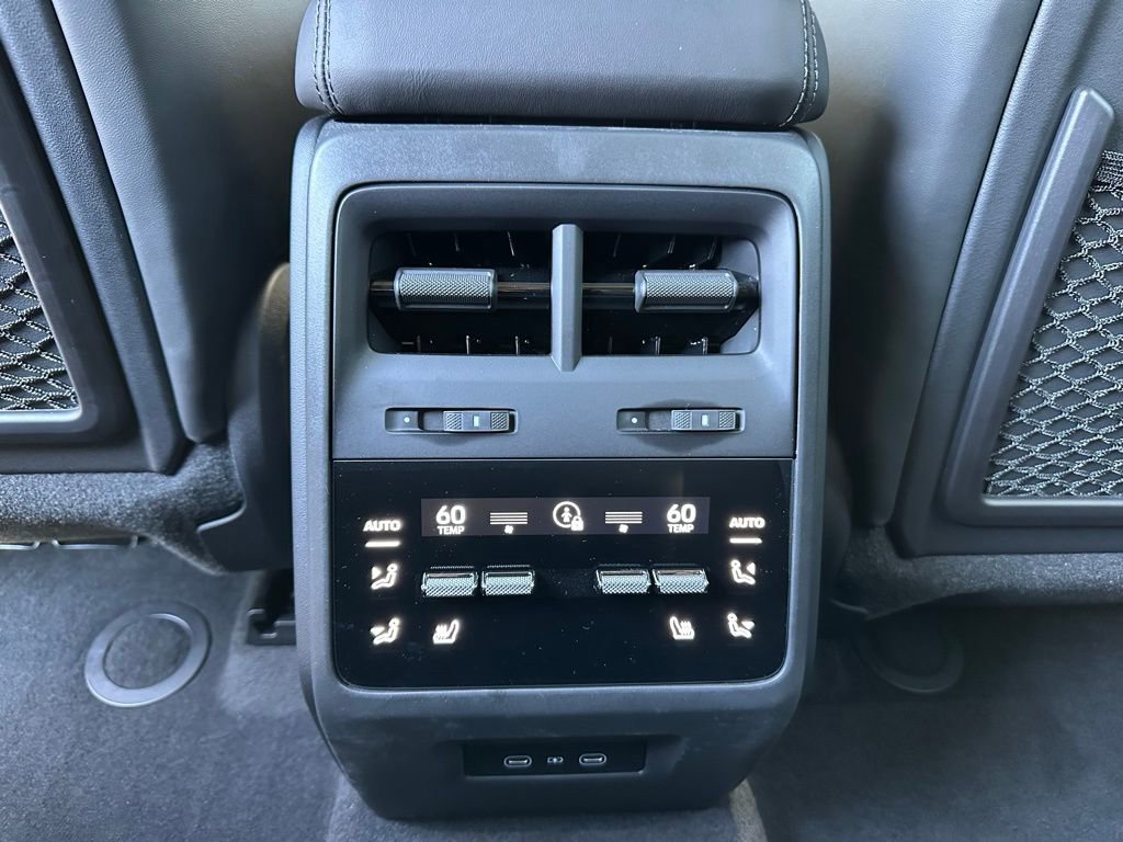 Used 2024 Porsche Macan 4 Electric image 38