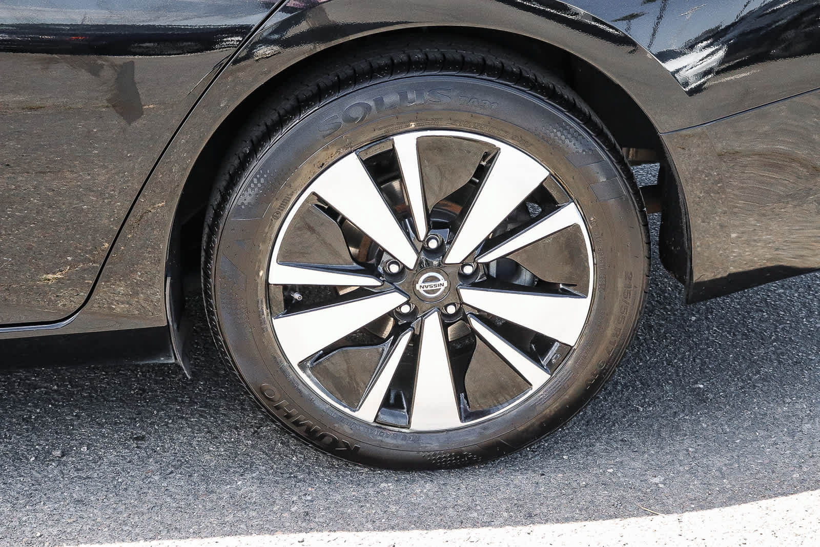 Used 2019 Nissan Altima 2.5 SL FWD image 13