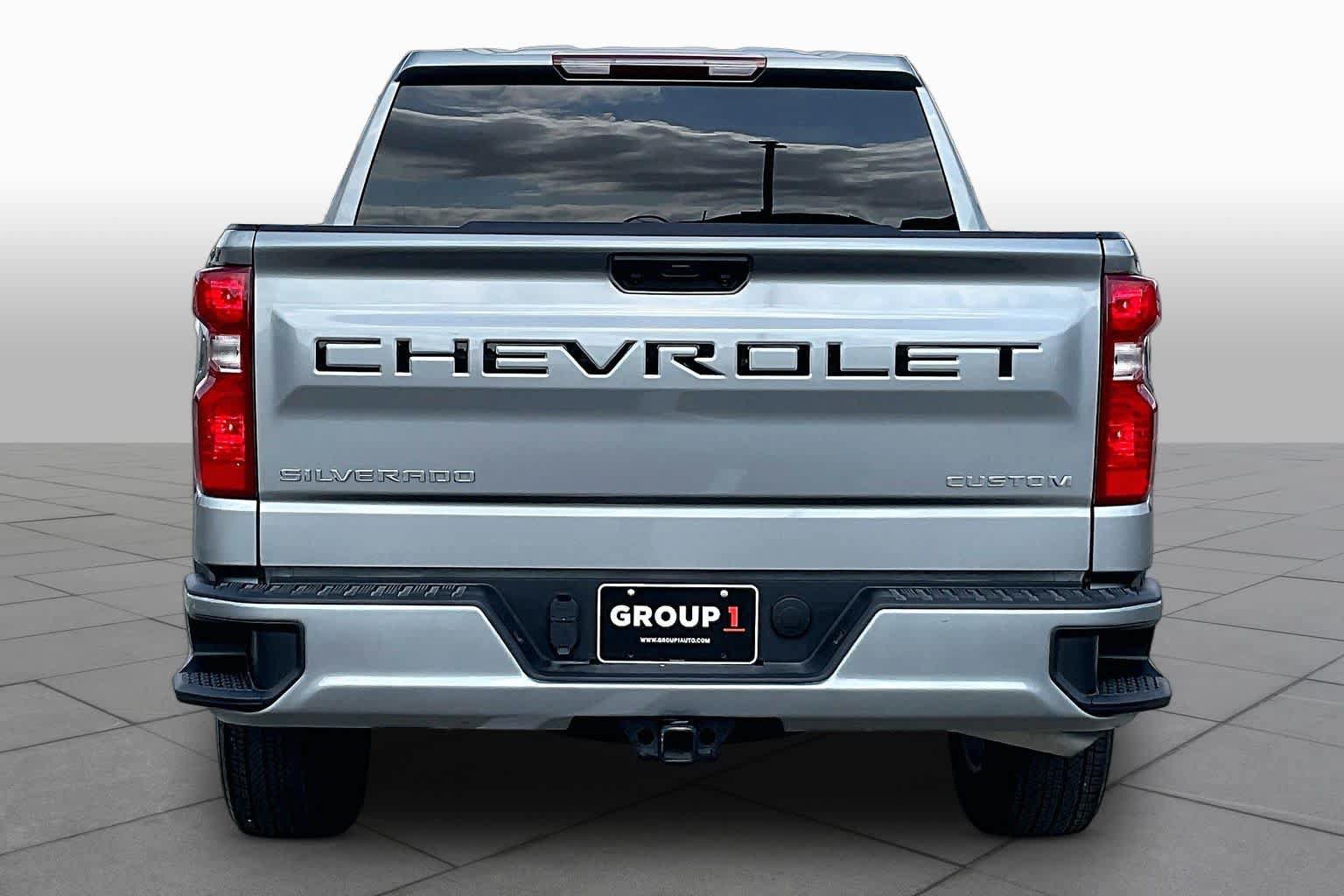 Used 2026 Chevrolet Silverado 1500 Custom RWD image 5