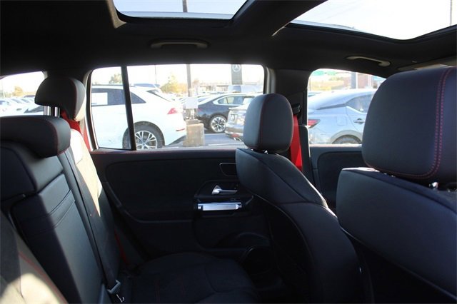 New 2025 Mercedes-Benz GLB 35 AMG 4MATIC image 12