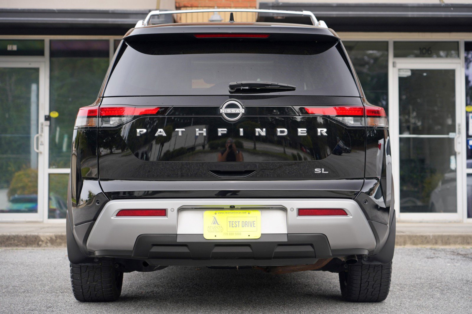 Used 2022 Nissan Pathfinder SL w/ SL Premium Package FWD image 10