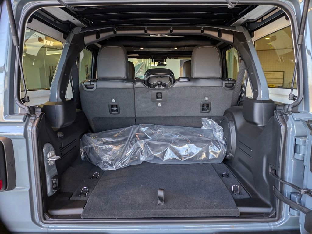 New 2026 Jeep Wrangler Unlimited Rubicon 392 image 26