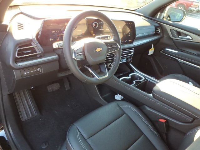 New 2027 Chevrolet Traverse LT AWD/4WD image 5