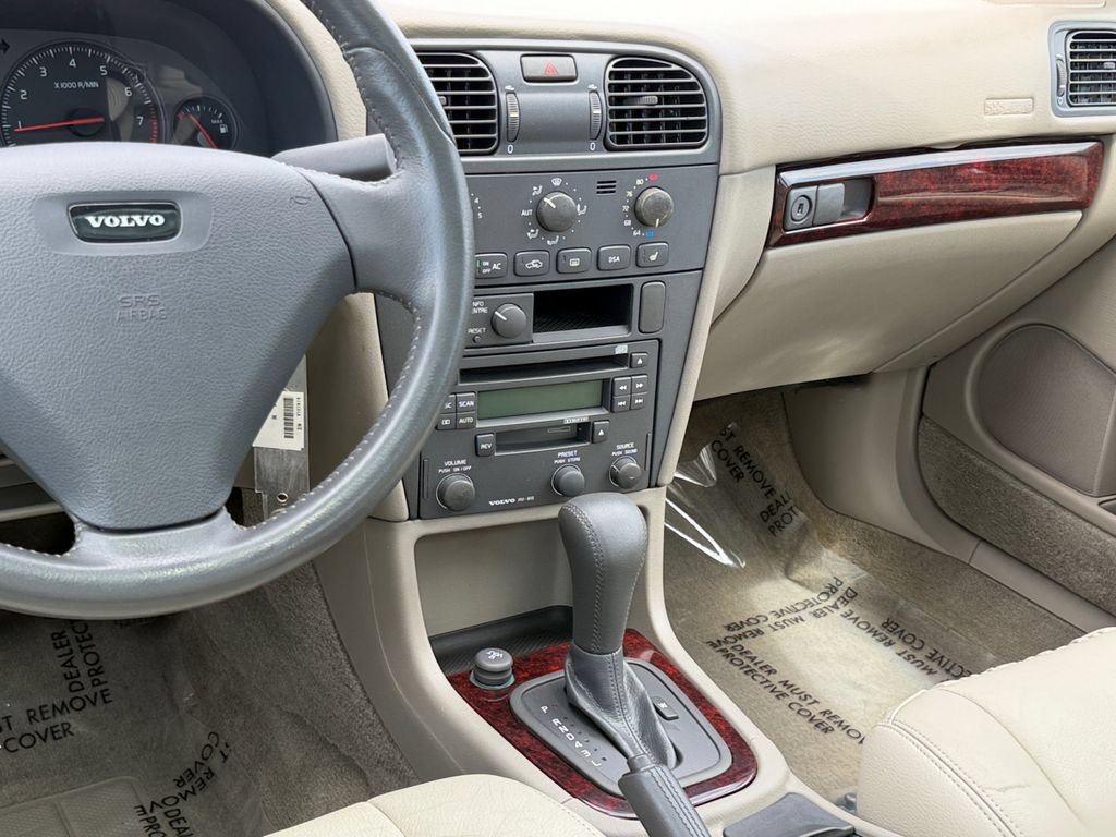Used 2003 Volvo S40 FWD image 14