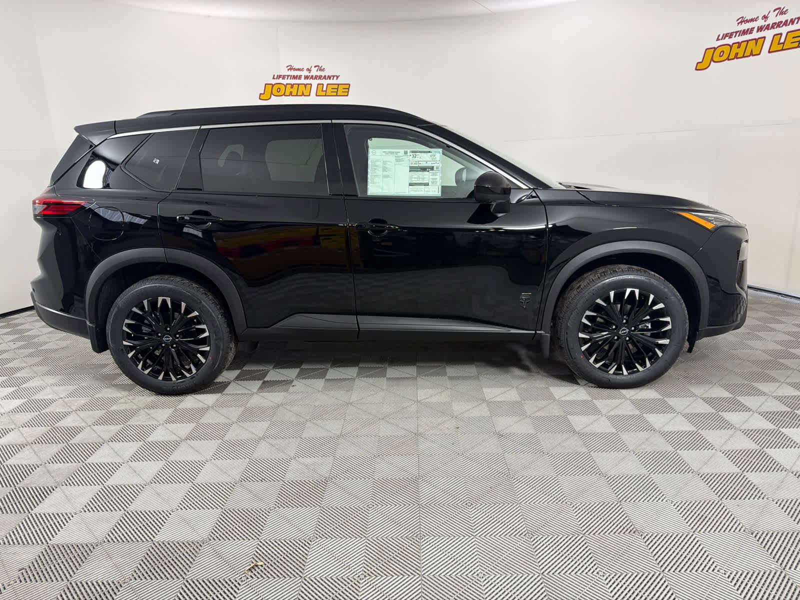 New 2026 Nissan Rogue SV image 8