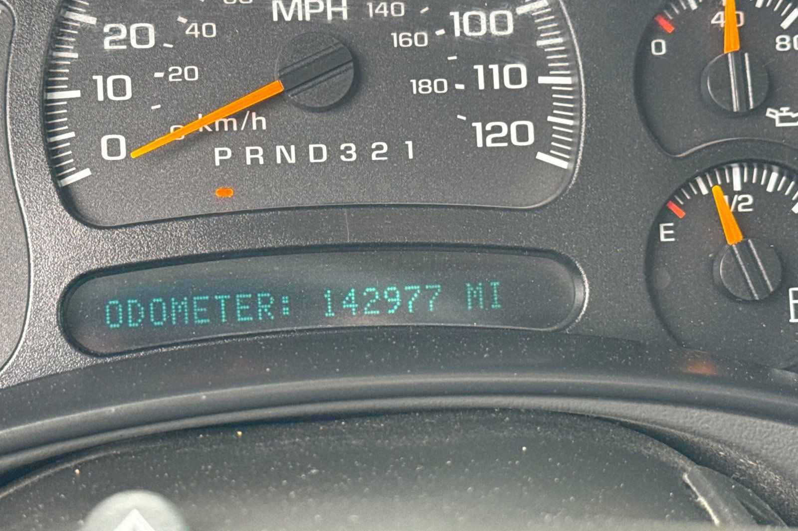 Used 2006 GMC Sierra 2500 SLE w/ Skid Plate Package image 19