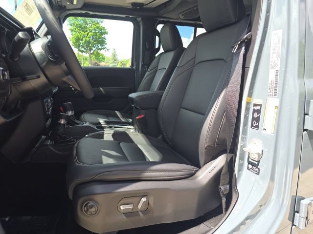 New 2026 Jeep Gladiator Sport AWD/4WD image 9