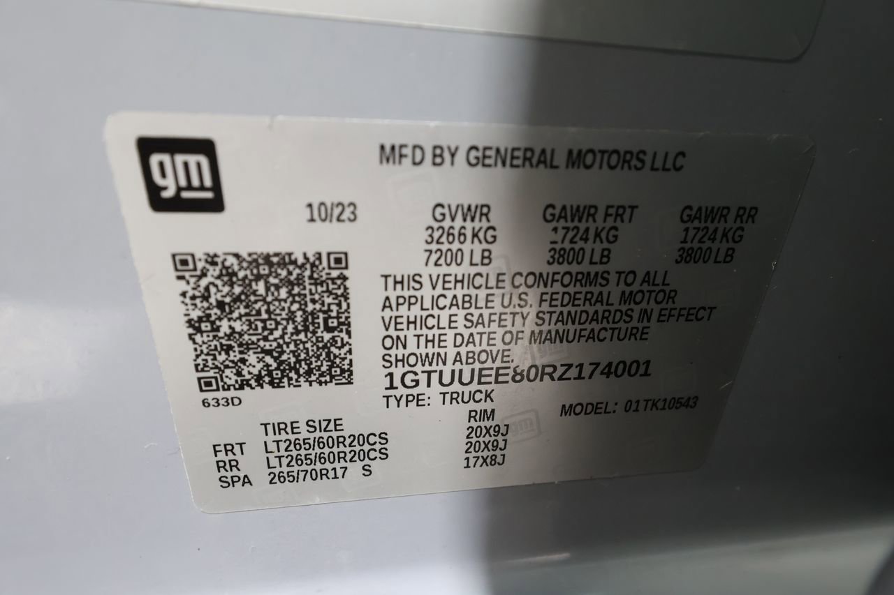 Used 2024 GMC Sierra 1500 AT4 w/ Technology Package AWD/4WD image 35