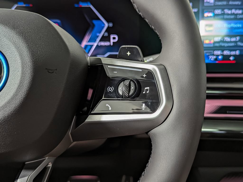 New 2026 BMW 550e xDrive image 22