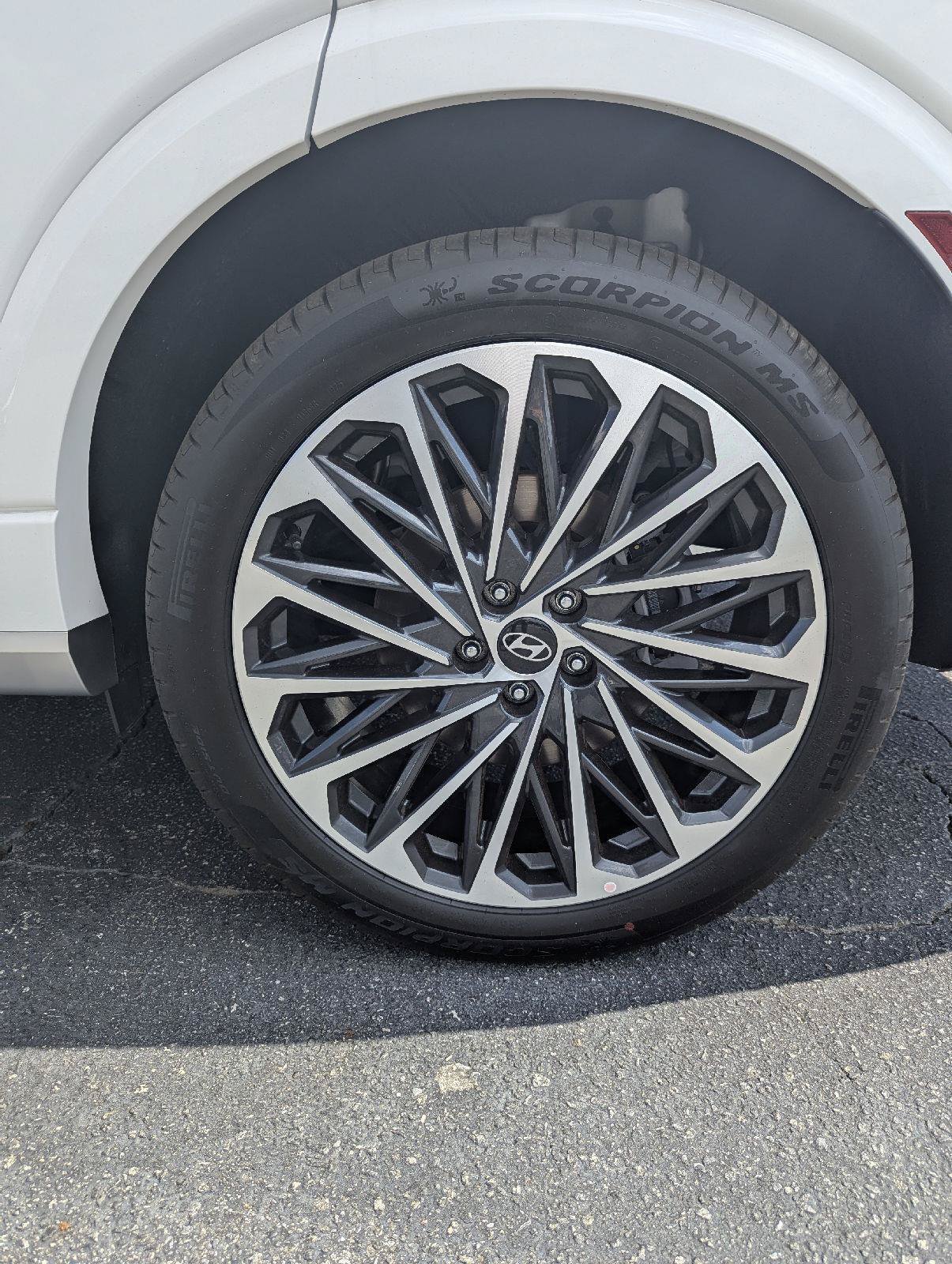 New 2026 Hyundai Palisade Calligraphy FWD image 5