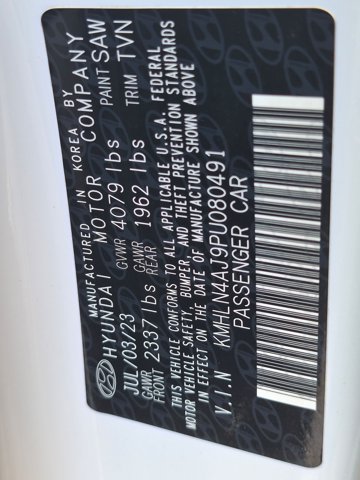 Used 2023 Hyundai Elantra Limited FWD image 15