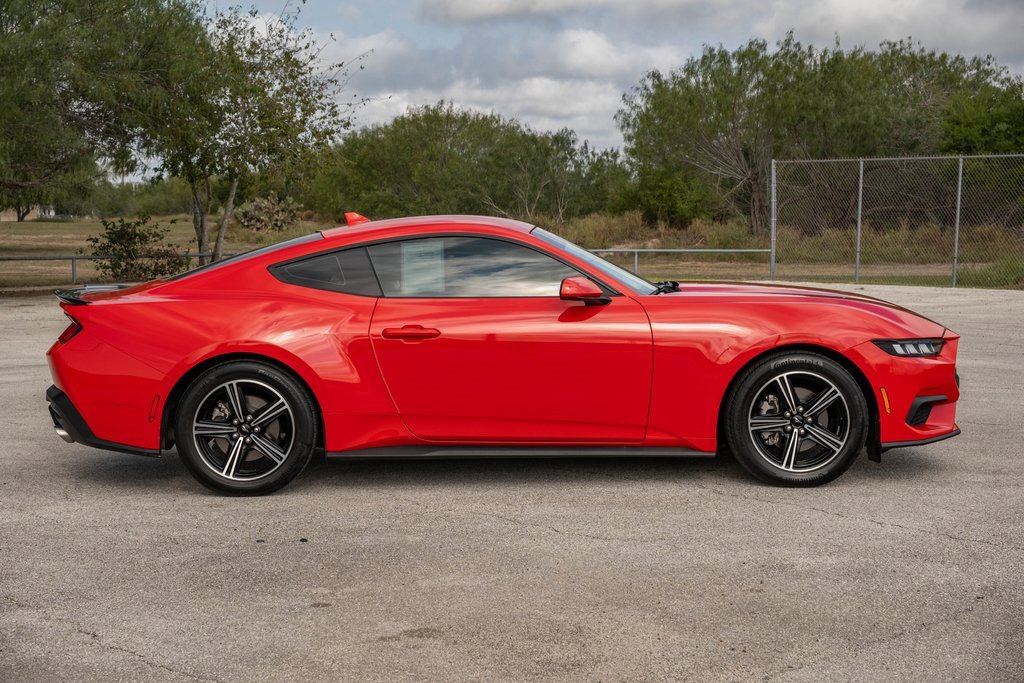 Used 2024 Ford Mustang Coupe image 8