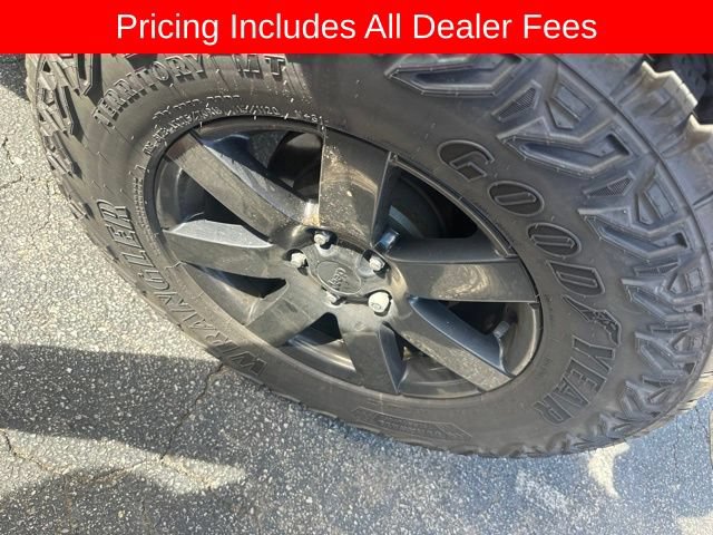 Used 2014 Jeep Wrangler Unlimited Sahara AWD/4WD image 7