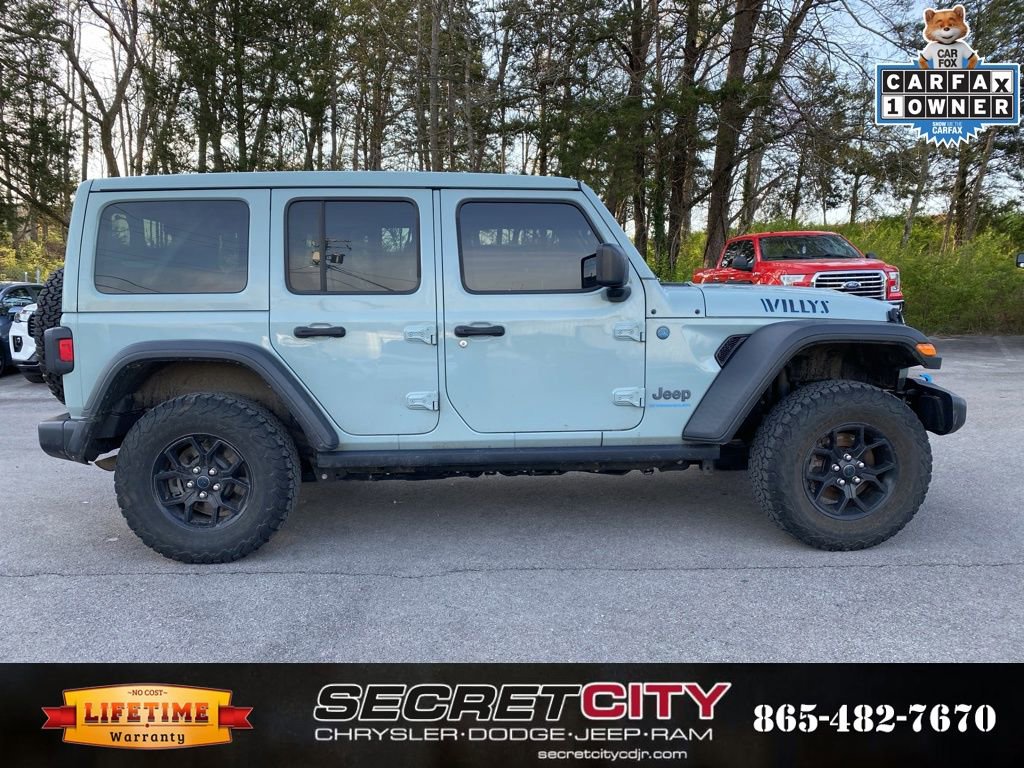 Used 2024 Jeep Wrangler Unlimited image 4
