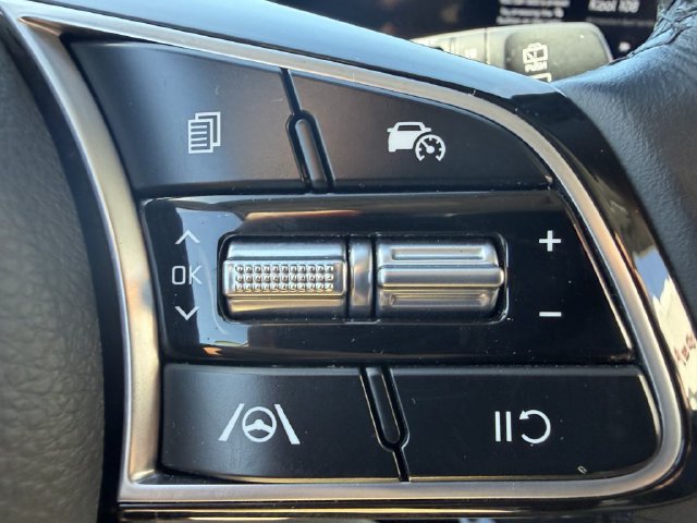 Used 2024 Kia Seltos S AWD/4WD image 19