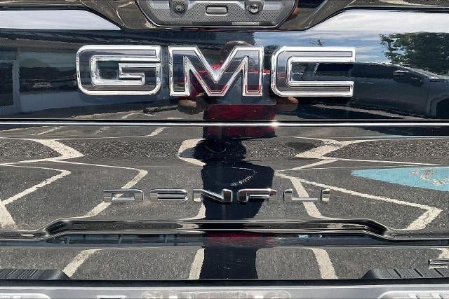 Used 2024 GMC Sierra 3500 Denali w/ Denali Reserve Package AWD/4WD image 25