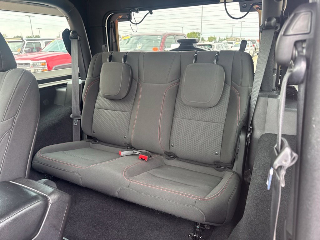 Used 2018 Jeep Wrangler Rubicon AWD/4WD image 19
